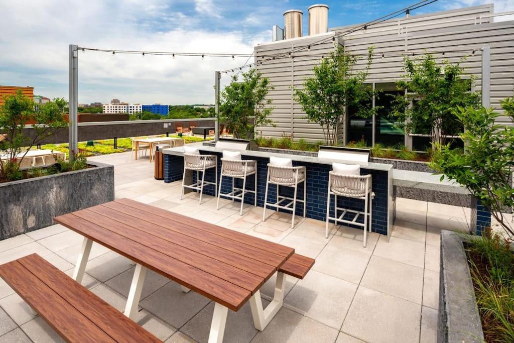 Gorgeous 1 Bedroom At Clarendon With Gym And Rooftop Arlington Exteriér fotografie